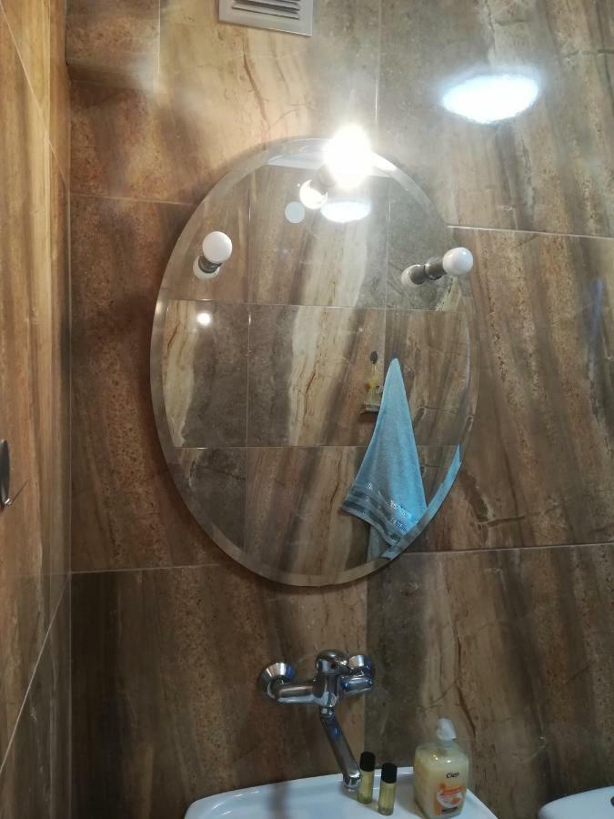 Apartamenty Kletowka Кросно Екстериор снимка